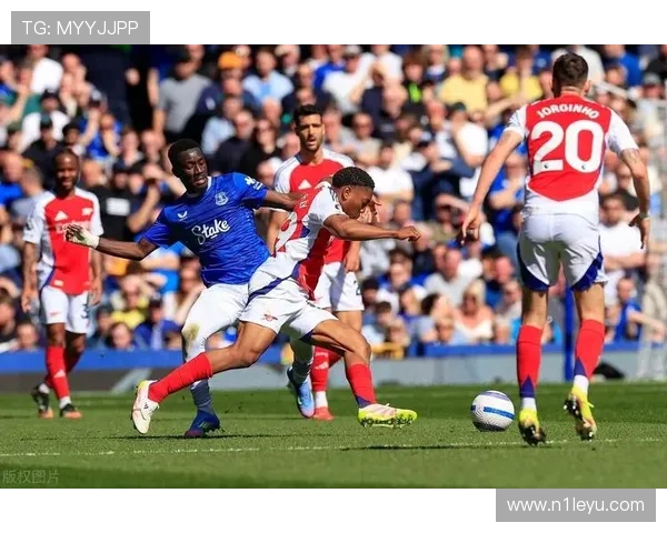 欧冠晋级形势紧张：多队争夺最后名额，决战在即！