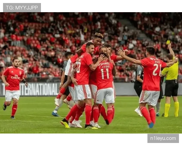 本菲卡强势取胜，再创佳绩闪耀赛场